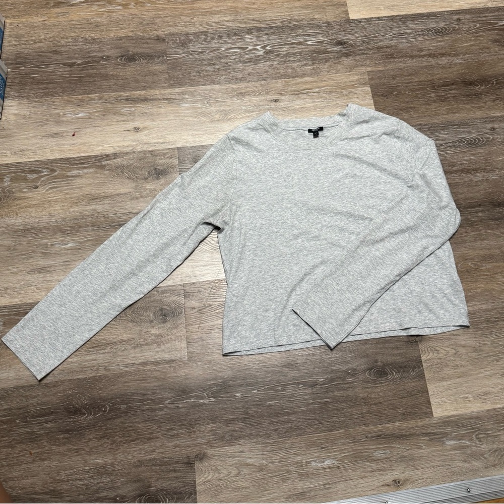 EXPRESS Cotton Crew Neck Long Sleeve Boyfriend Tee - Picture 9 of 9